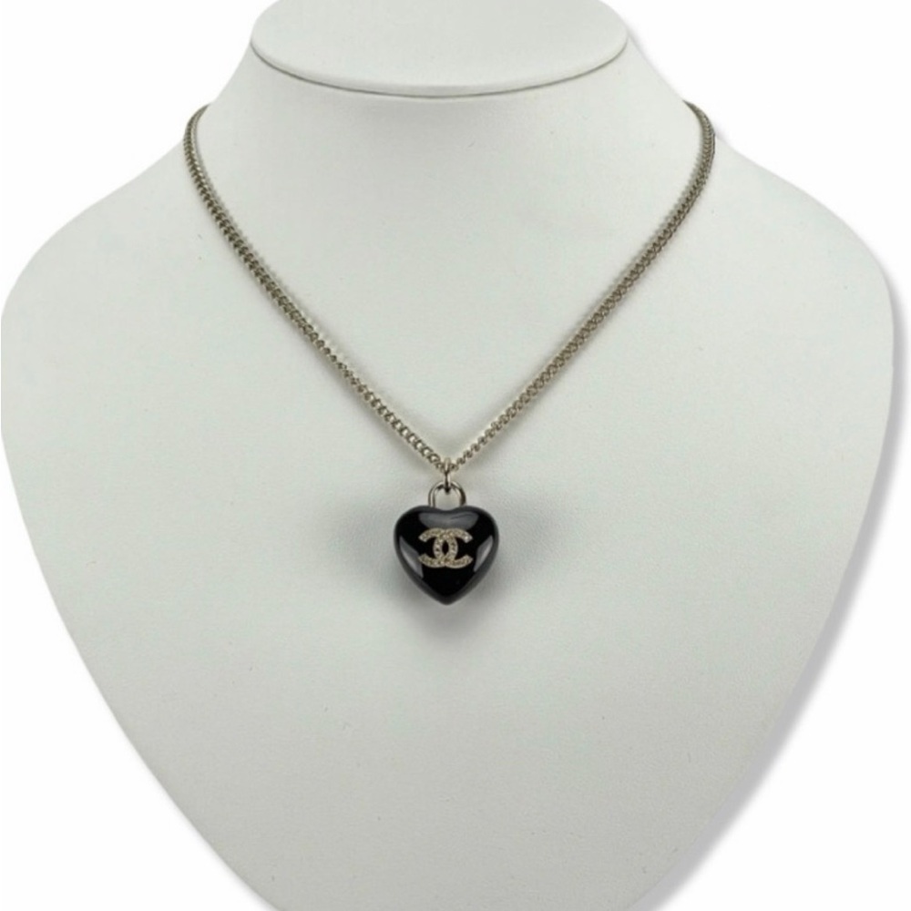 CHANEL Black Heart Pendant Necklace